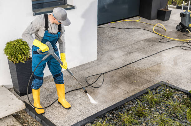 Best Fence Pressure Washing  in Schoolcraft, MI